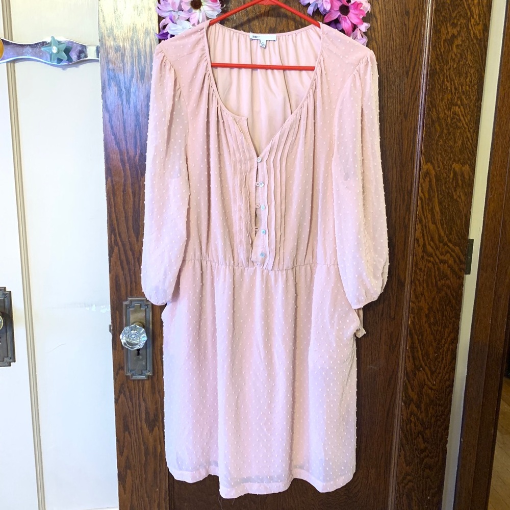 Pretty pink dress 👗